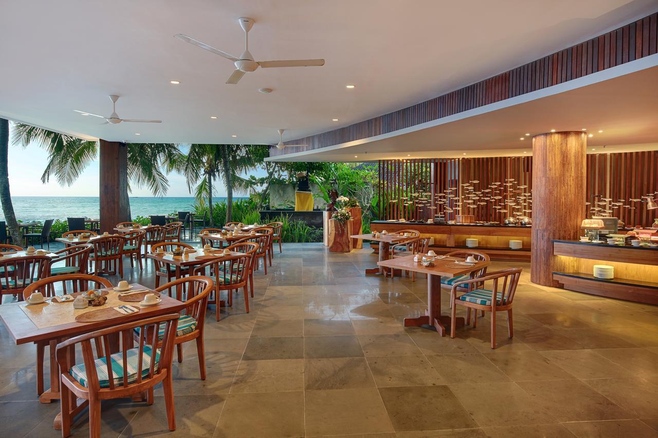 Candi Beach Resort & Spa Candidasa Exterior foto
